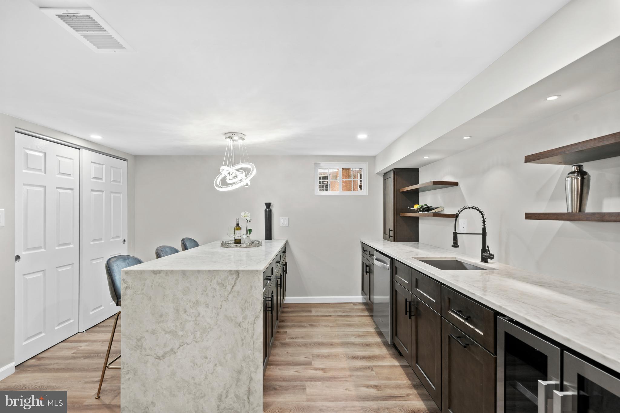 CHESNEY DOWNS - Residential