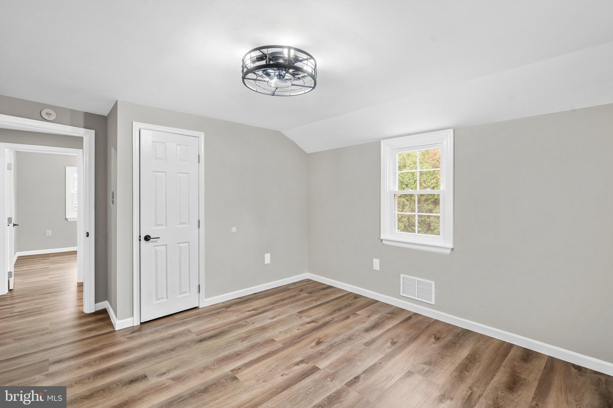 CHESNEY DOWNS - Residential