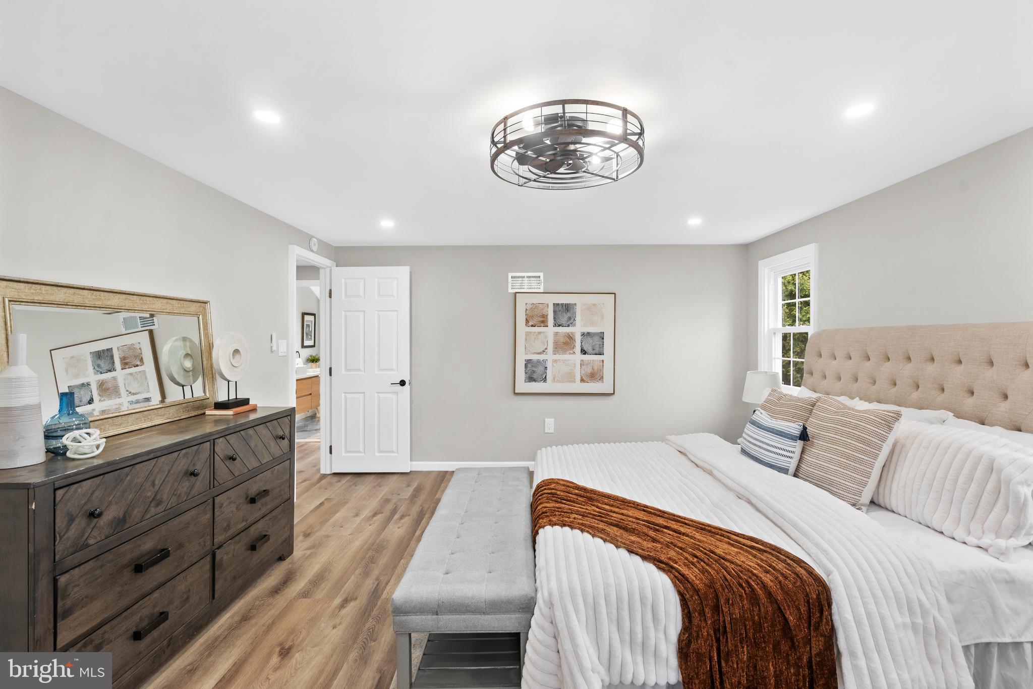 CHESNEY DOWNS - Residential