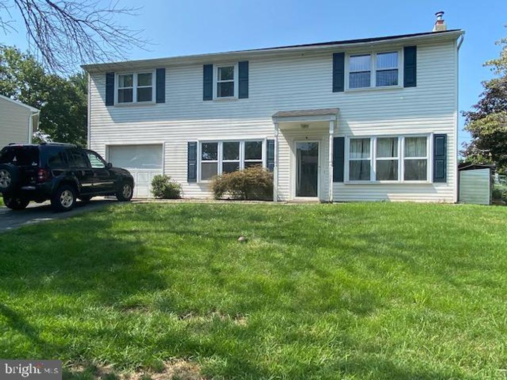 Photo of 866 CENTER ST, MOUNT JOY, PA 17552 (MLS # PALA2004212)