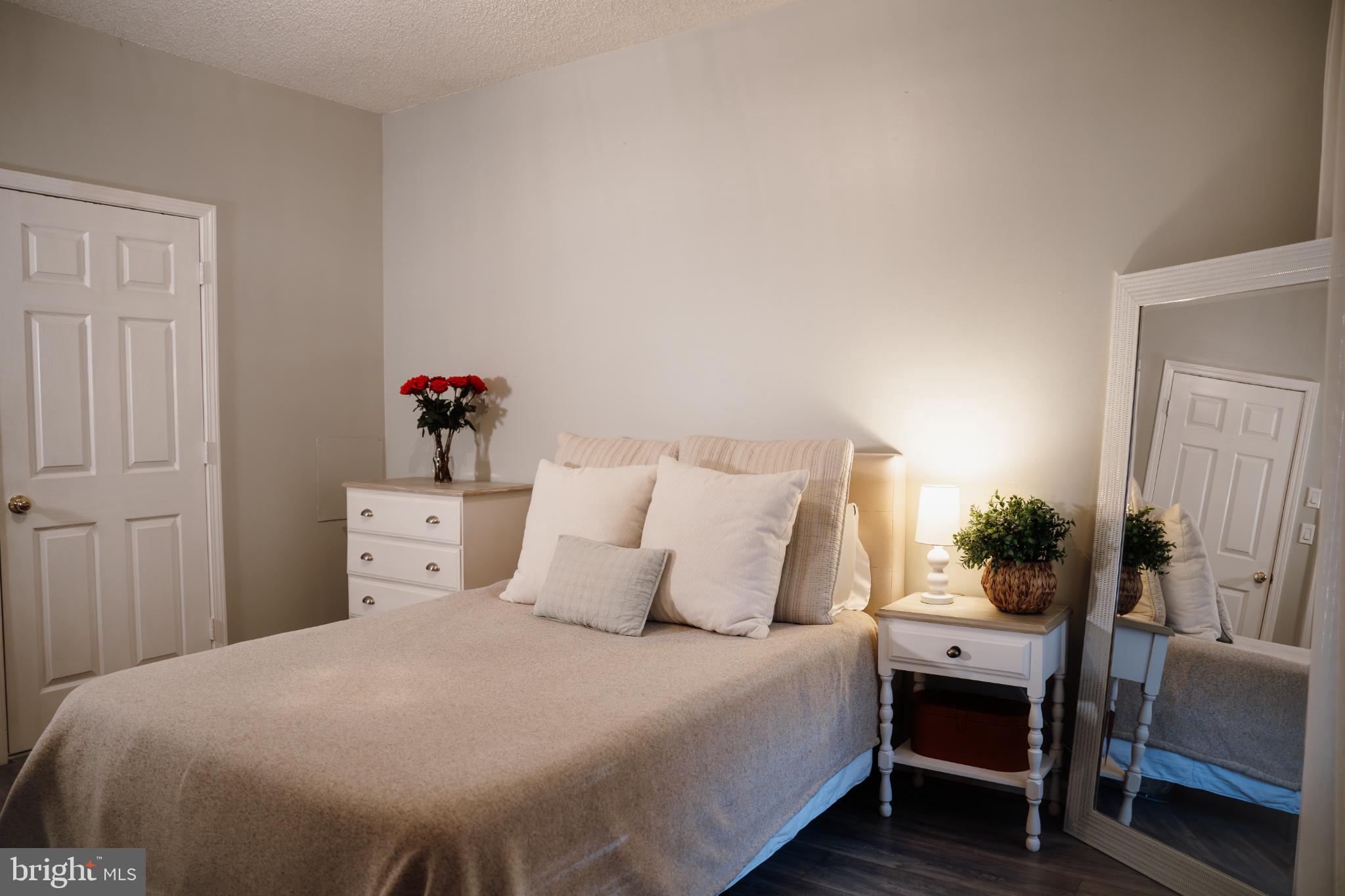 STONECROFT CONDO - Residential Lease