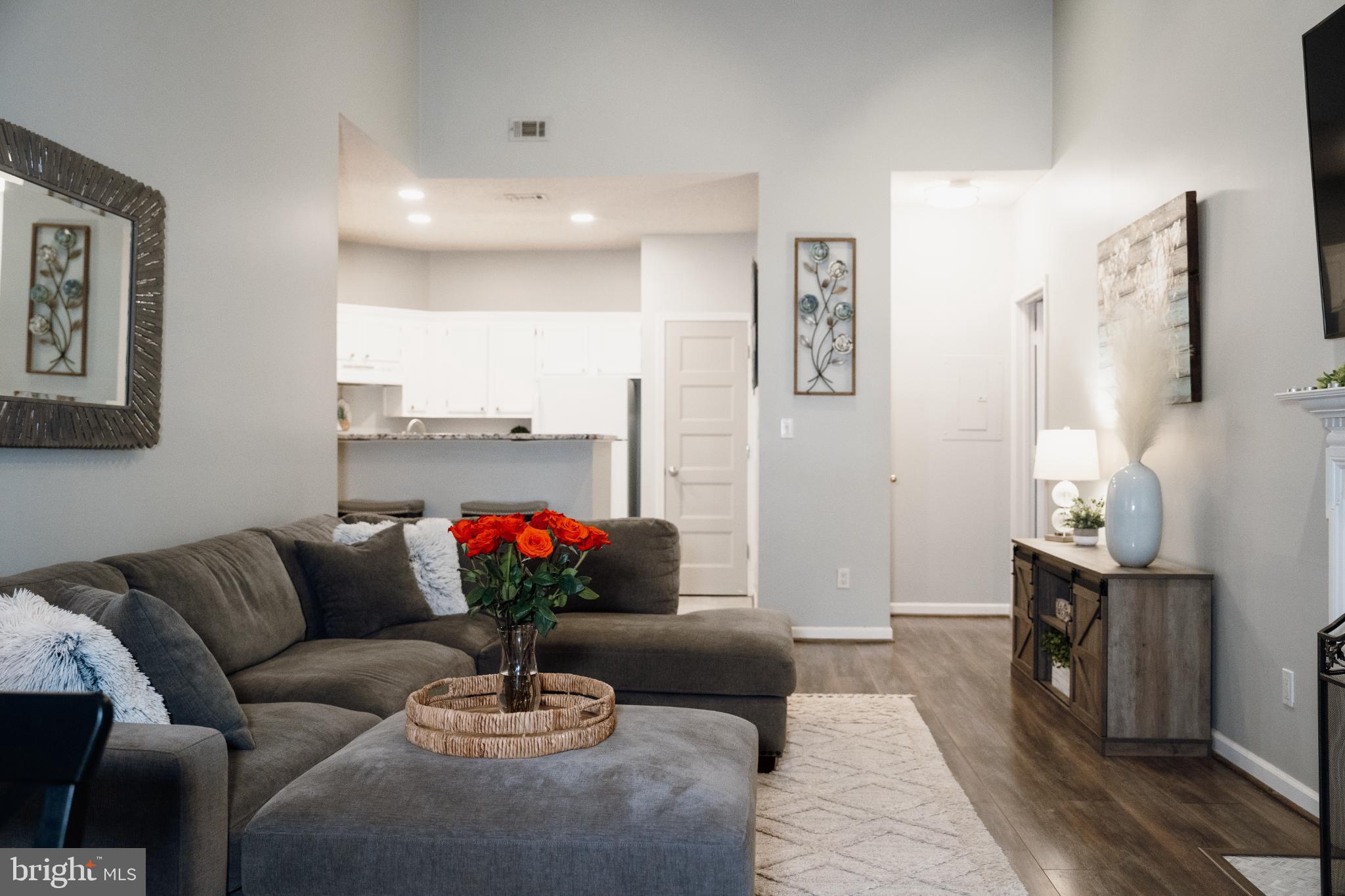 STONECROFT CONDO - Residential Lease