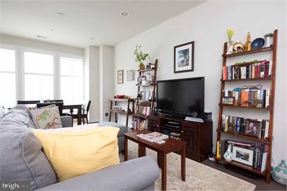 POTOMAC YARD - Residential Lease