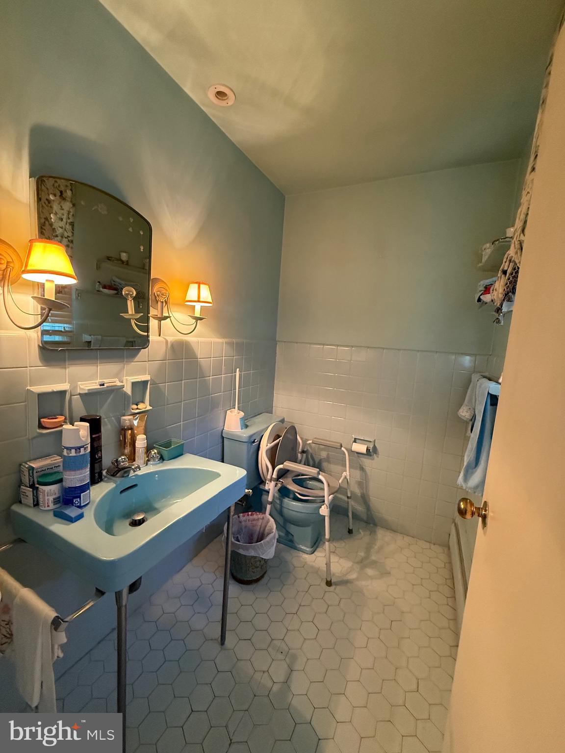 WEST ACRES - Residential