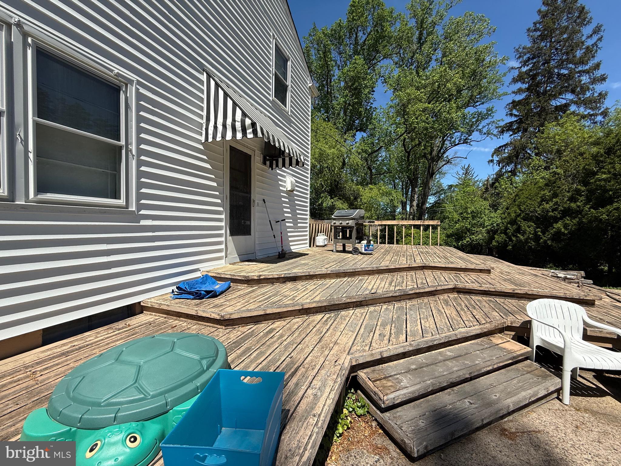 WEST ACRES - Residential