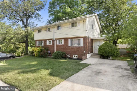 821 Booker Drive, Capitol Heights, MD 20743 - MLS#: MDPG2149656
