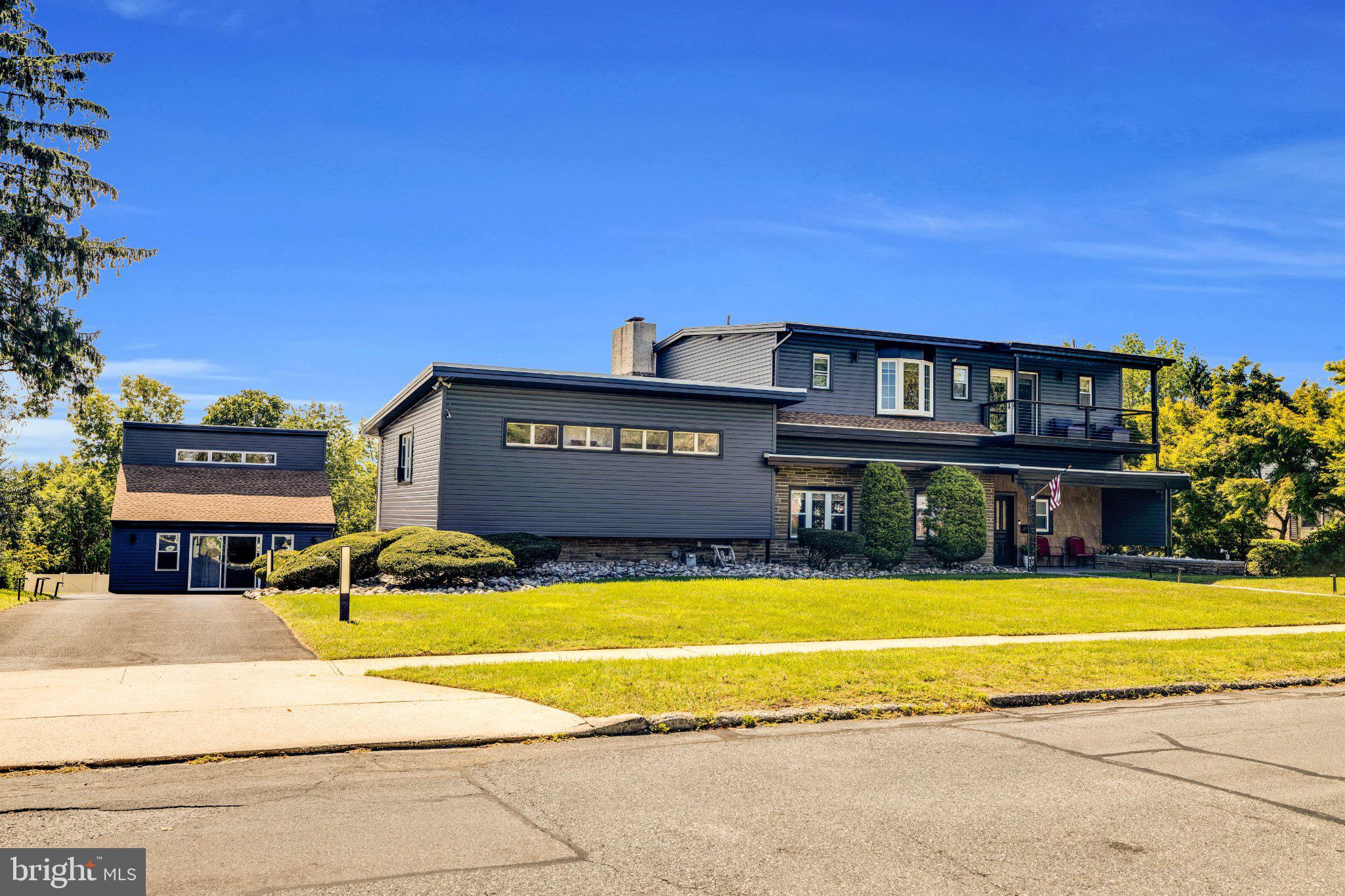 106 GRANDVIEW BOULEVARD