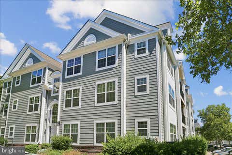Condo For Sale - 172 Kendrick Place #24<br/> GAITHERSBURG, MD 20878