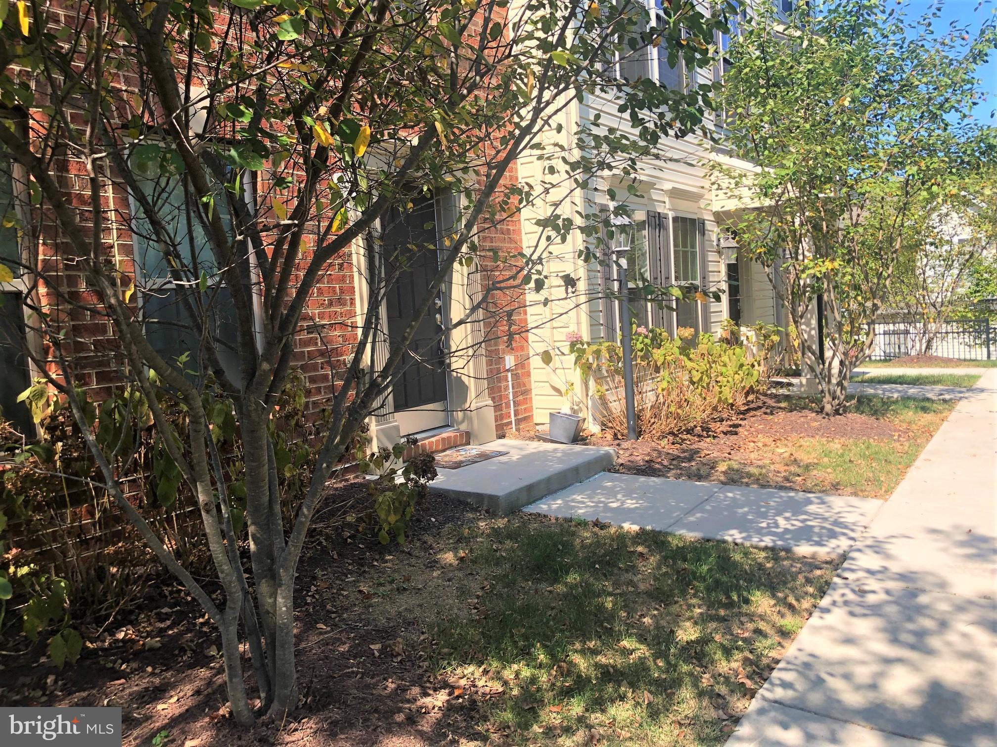 VISTAS AT OCCOQUAN - Residential Lease