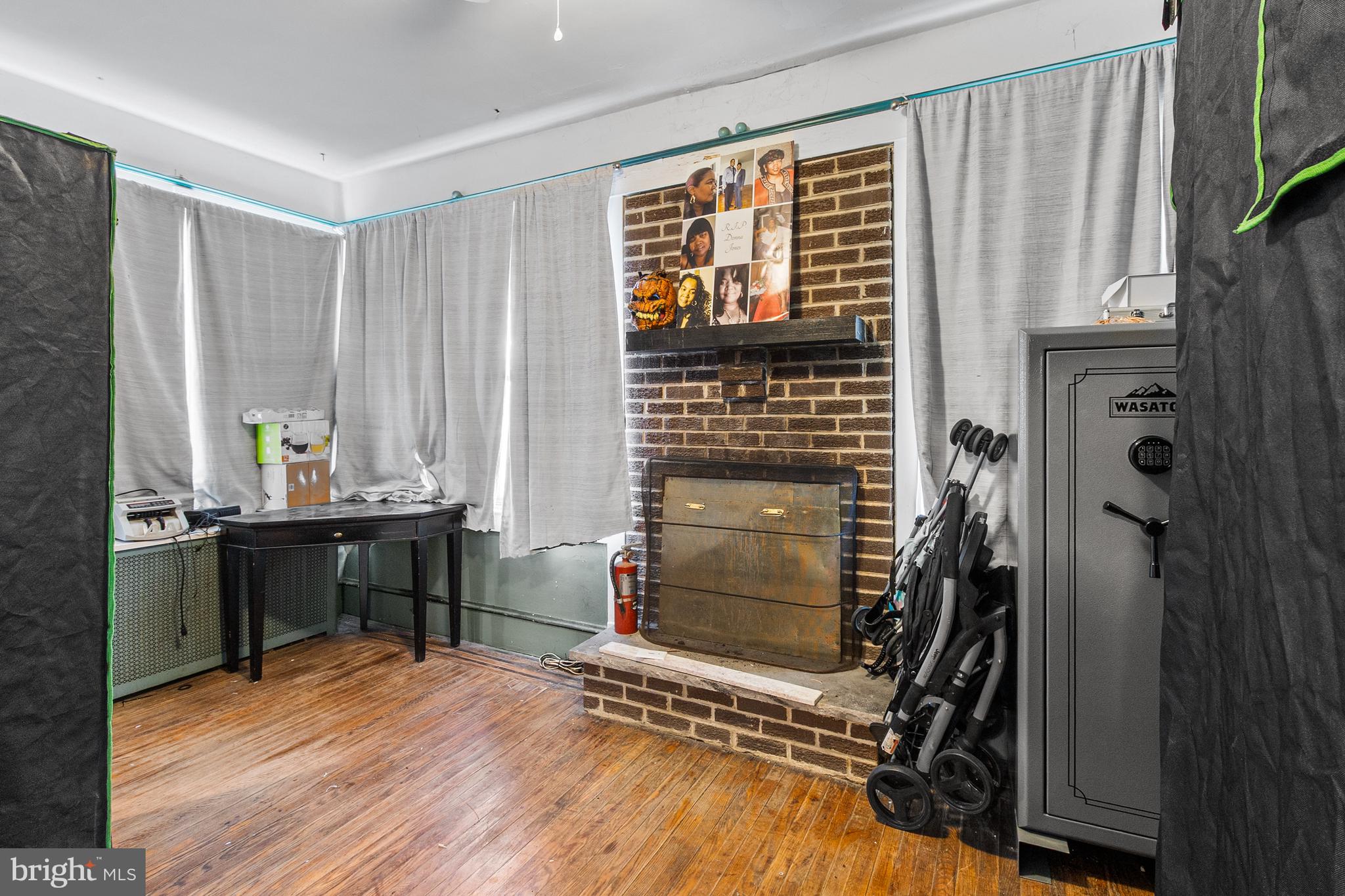 CHESTER CITY - Residential