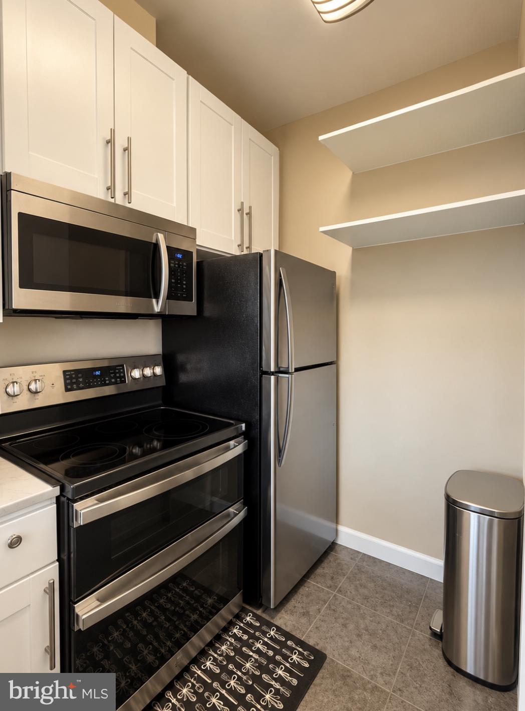 301 S REYNOLDS STREET 406