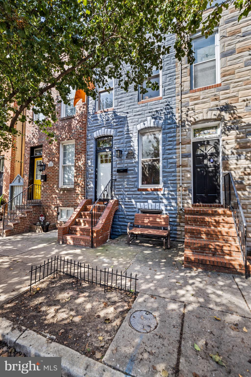 LOCUST POINT - Residential