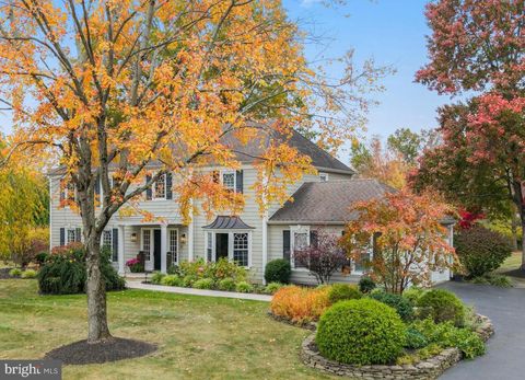 13 EDITH DRIVE LAWRENCEVILLE NJ 08648