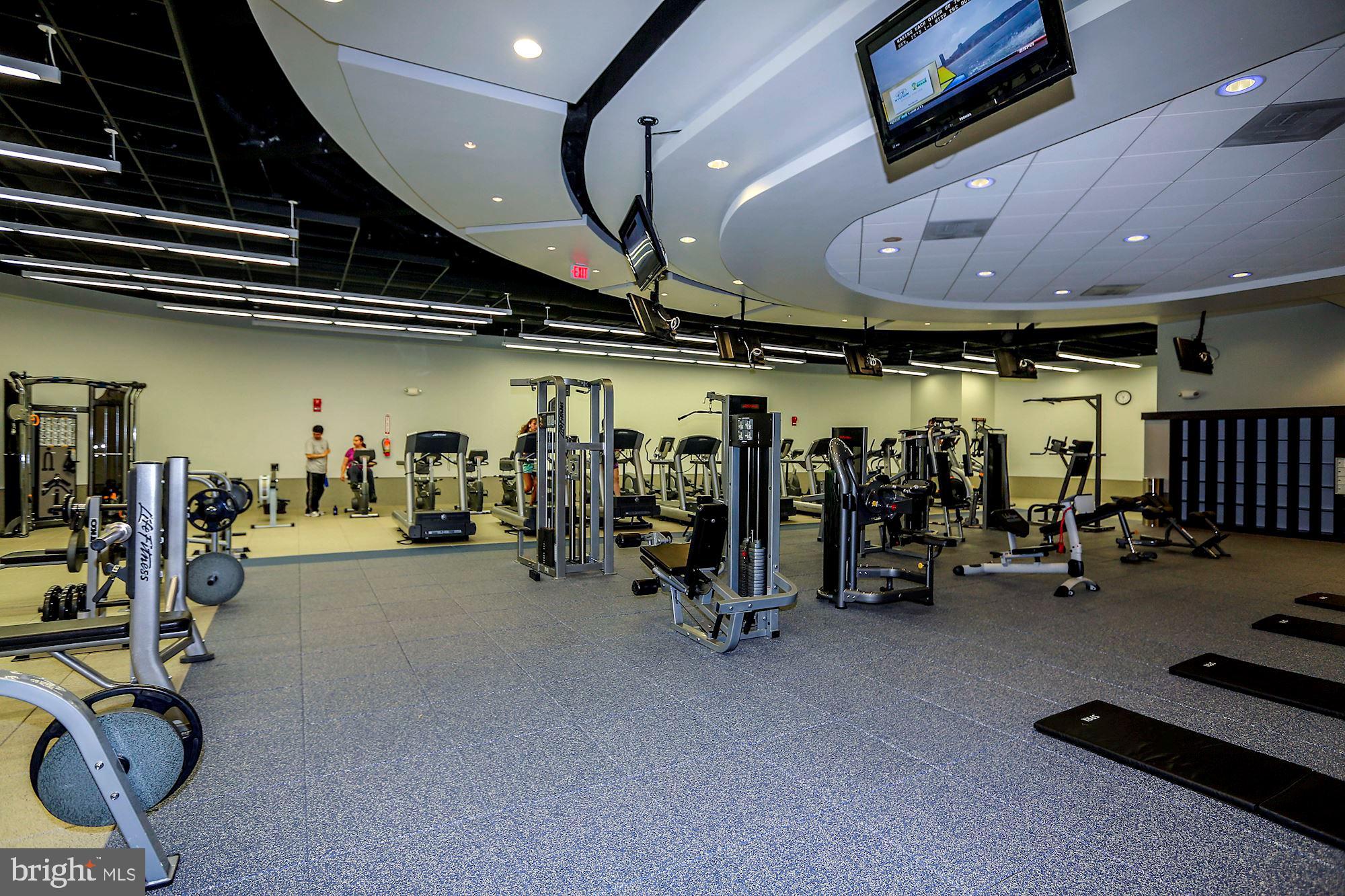 RIVER PLACE NORTH - Residential