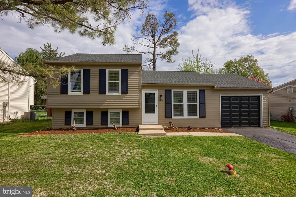 Photo of 106 Warren Way, LANCASTER, PA 17601 (MLS # PALA2086628)