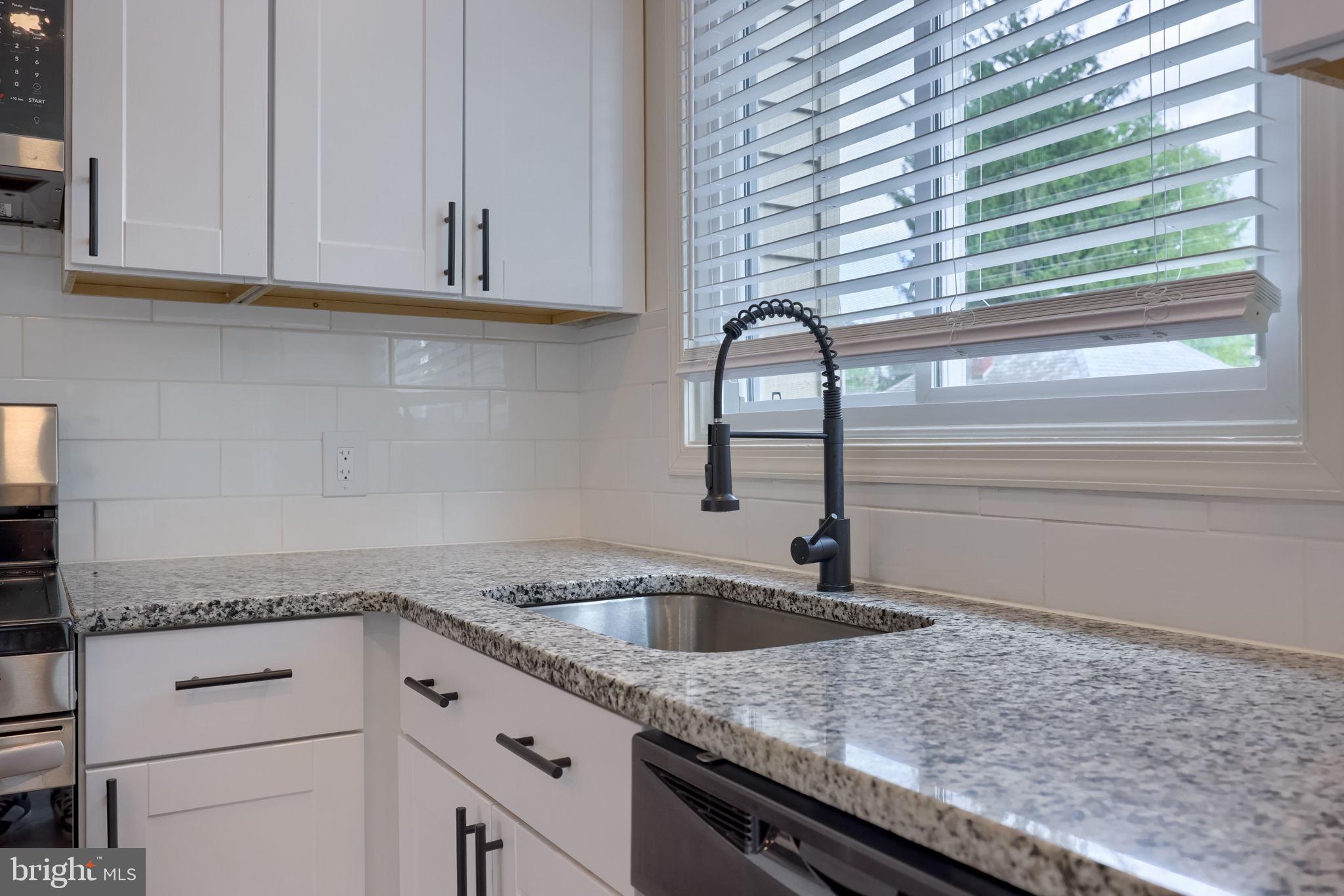 VILLAGE PARK - Residential