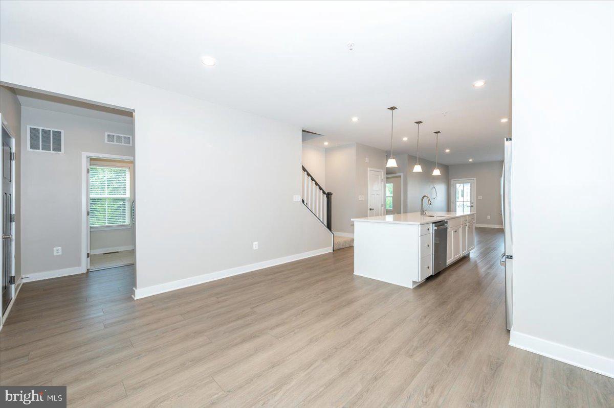 NELLS ACRES - Residential