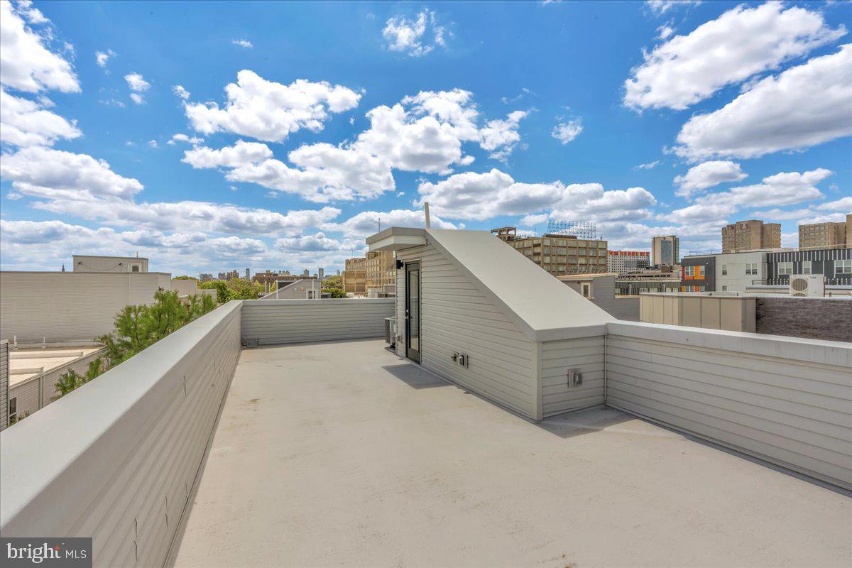 NORRIS SQUARE - Residential