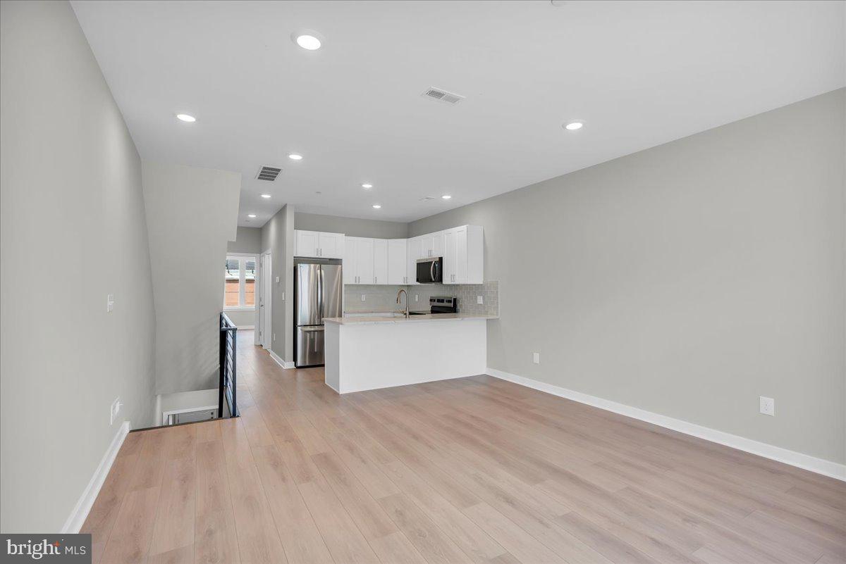 NORRIS SQUARE - Residential