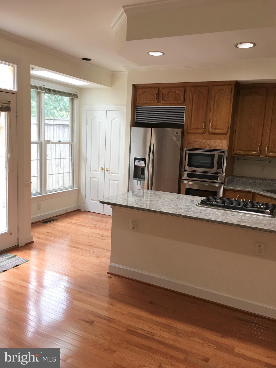 ROSE HILL FALLS - Residential