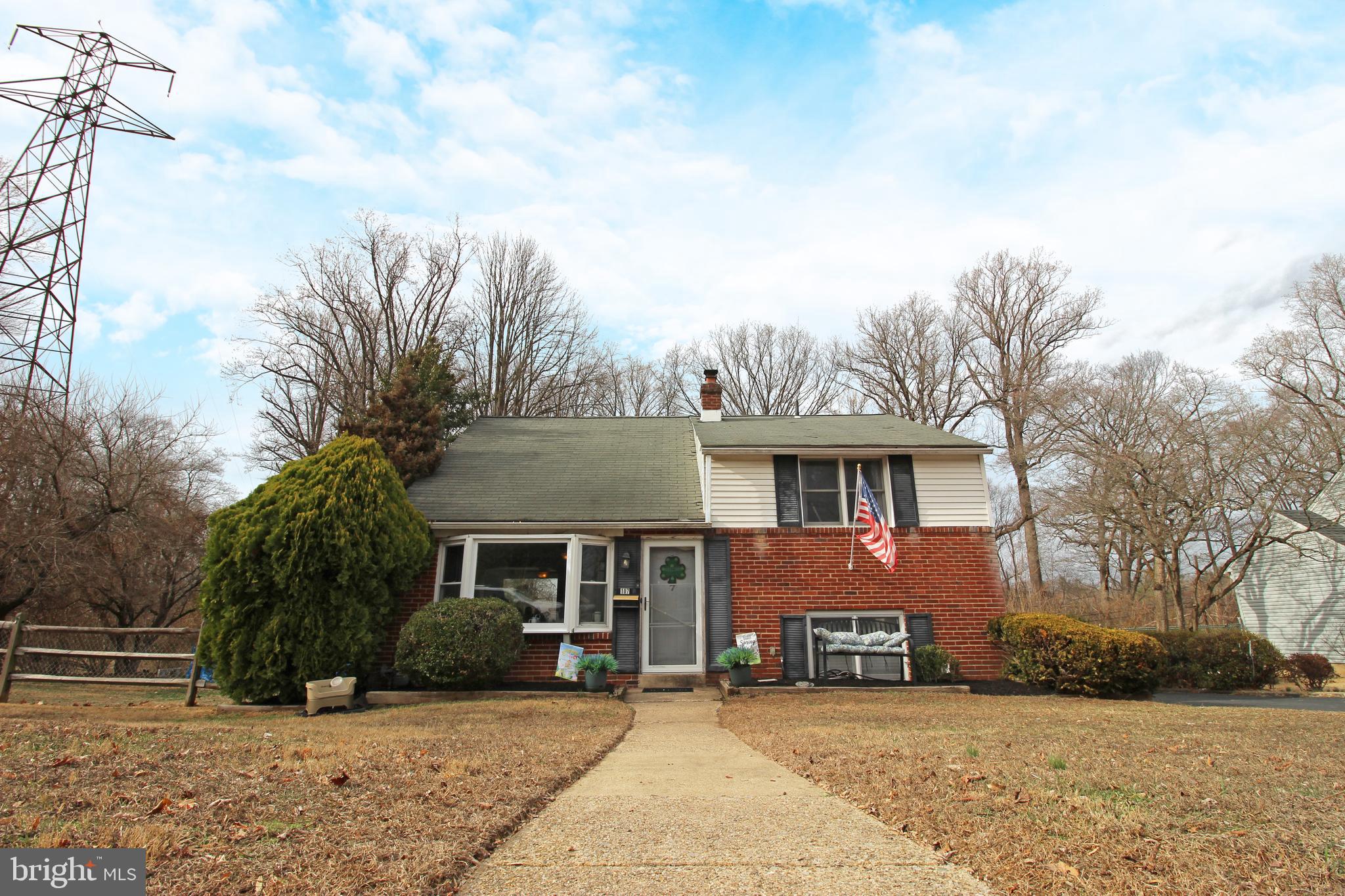 VILLAGE GREEN - Residential