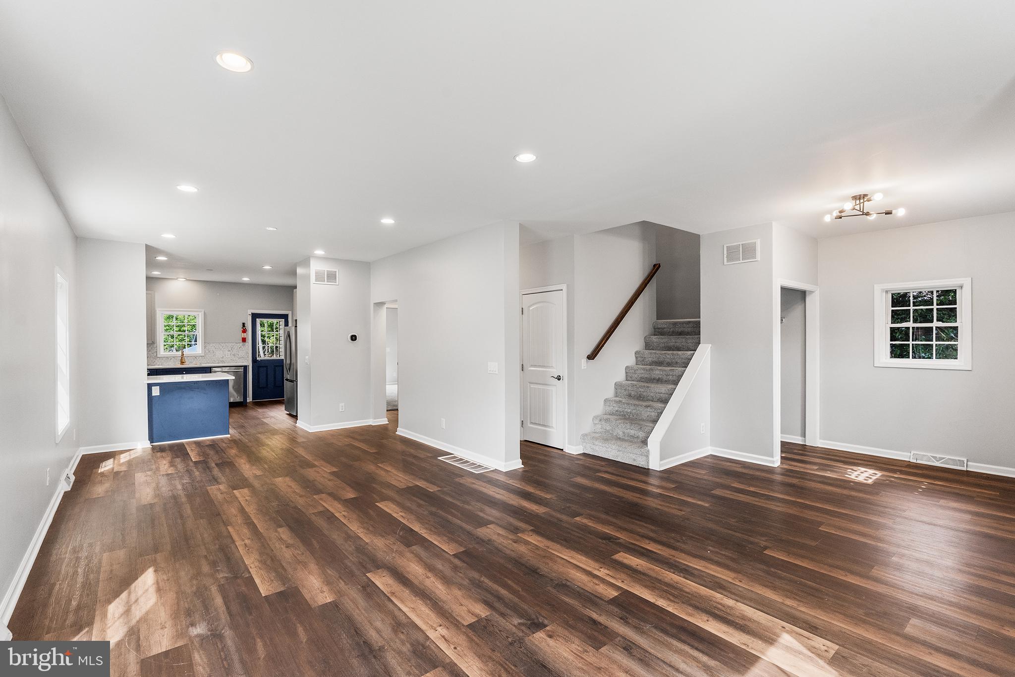 225 CEDAR STREET