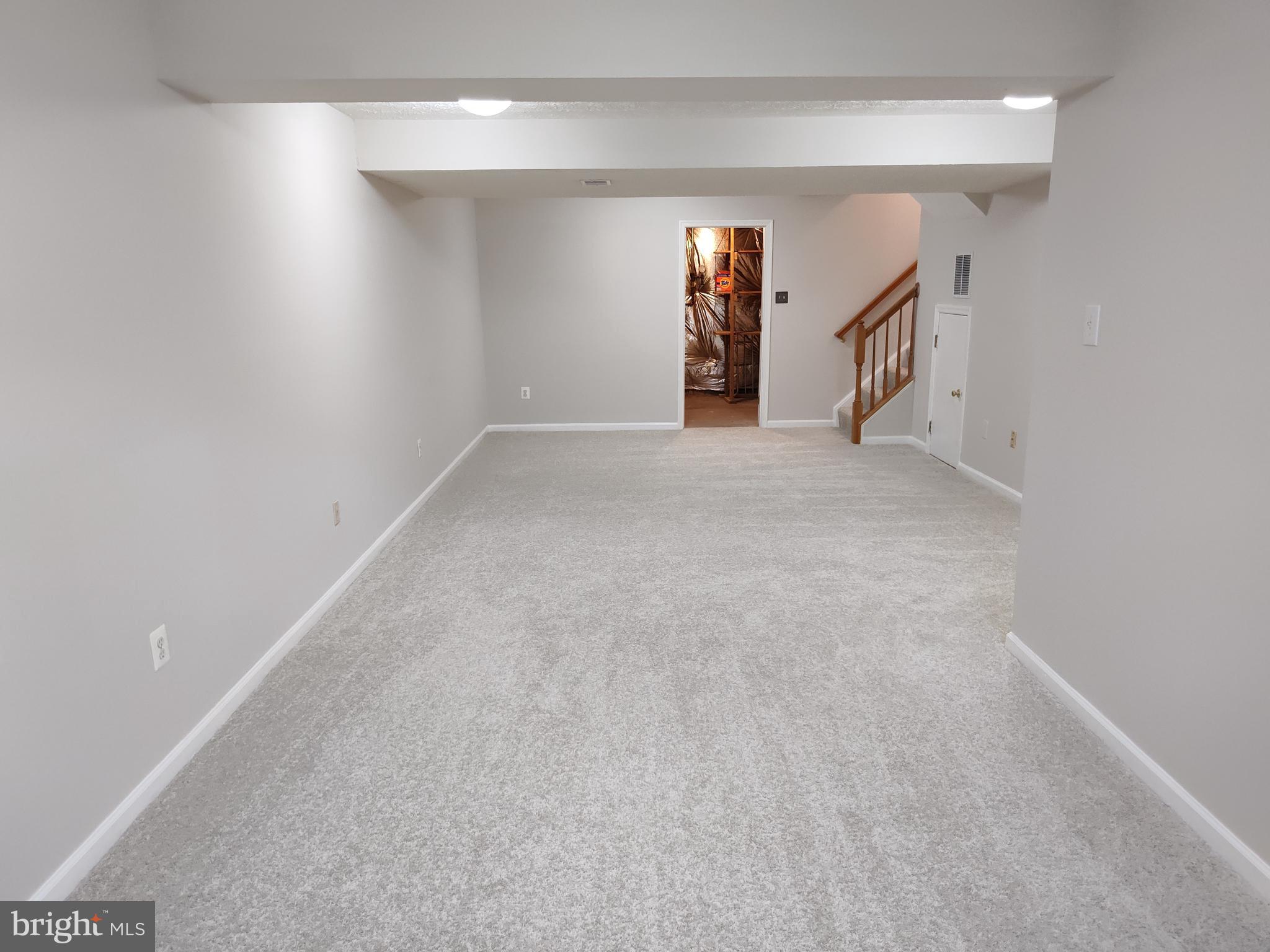 EATON SQUARE - Residential Lease