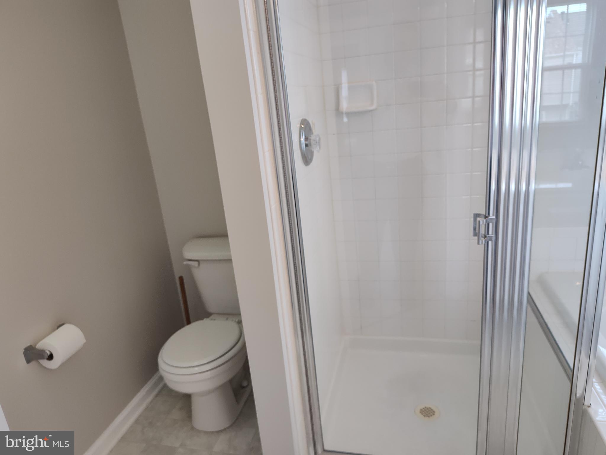 EATON SQUARE - Residential Lease