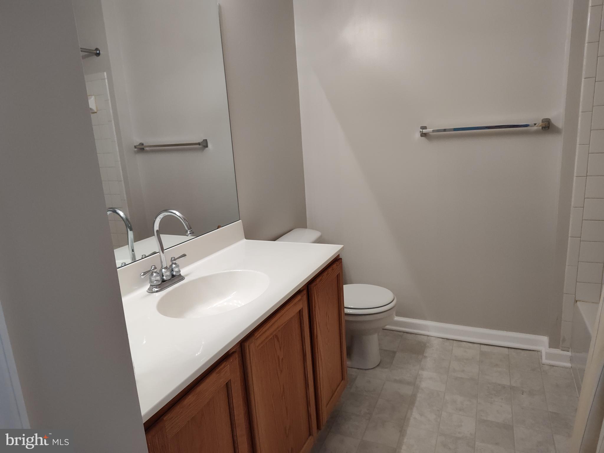 EATON SQUARE - Residential Lease