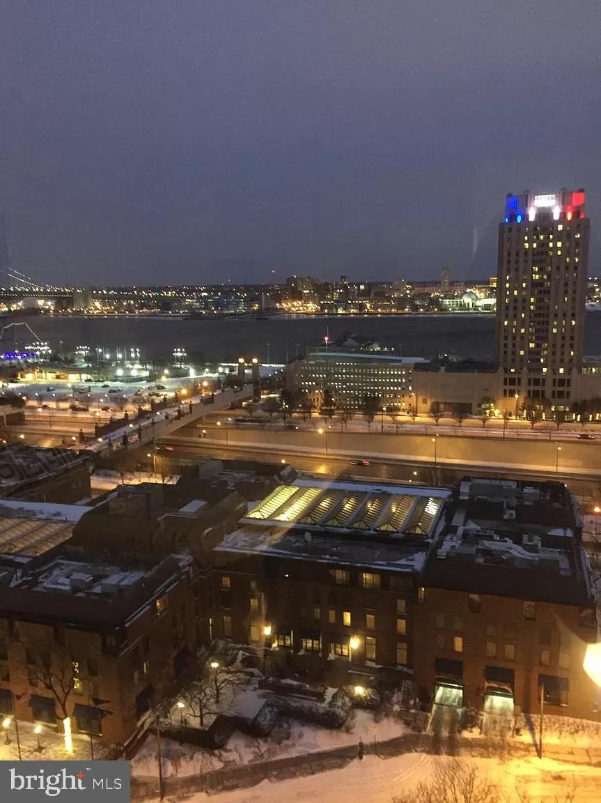 SOCIETY HILL - Residential Lease