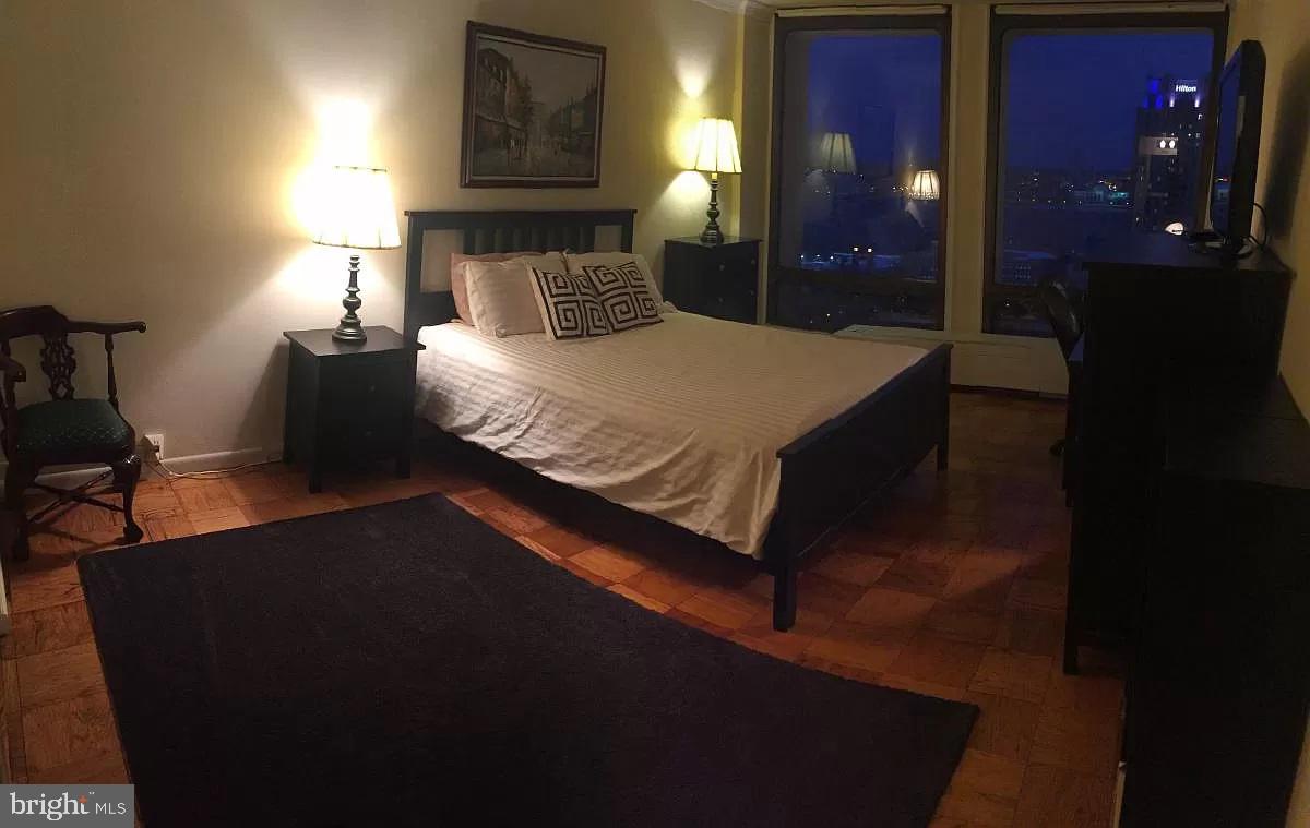 SOCIETY HILL - Residential Lease