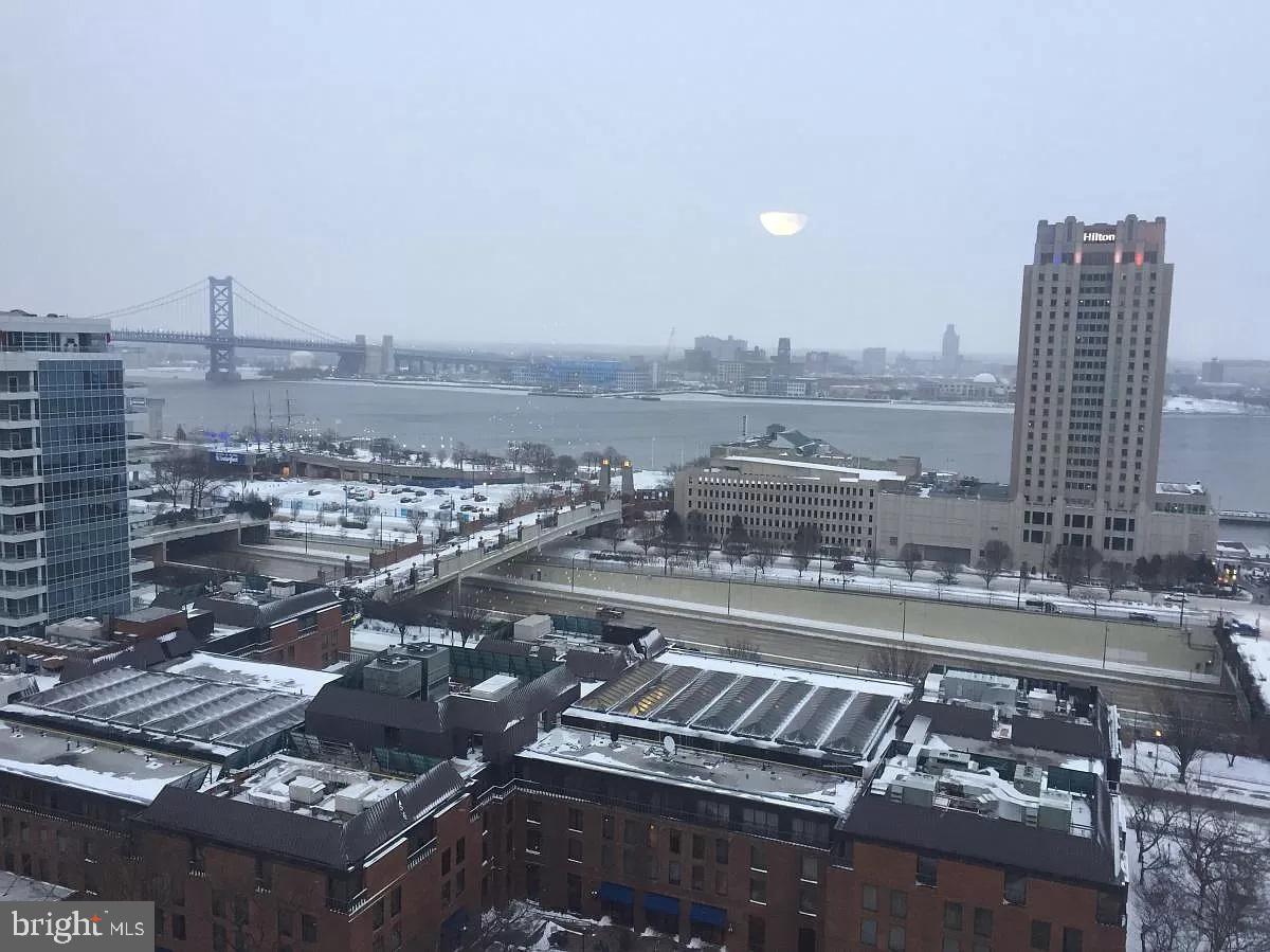 SOCIETY HILL - Residential Lease