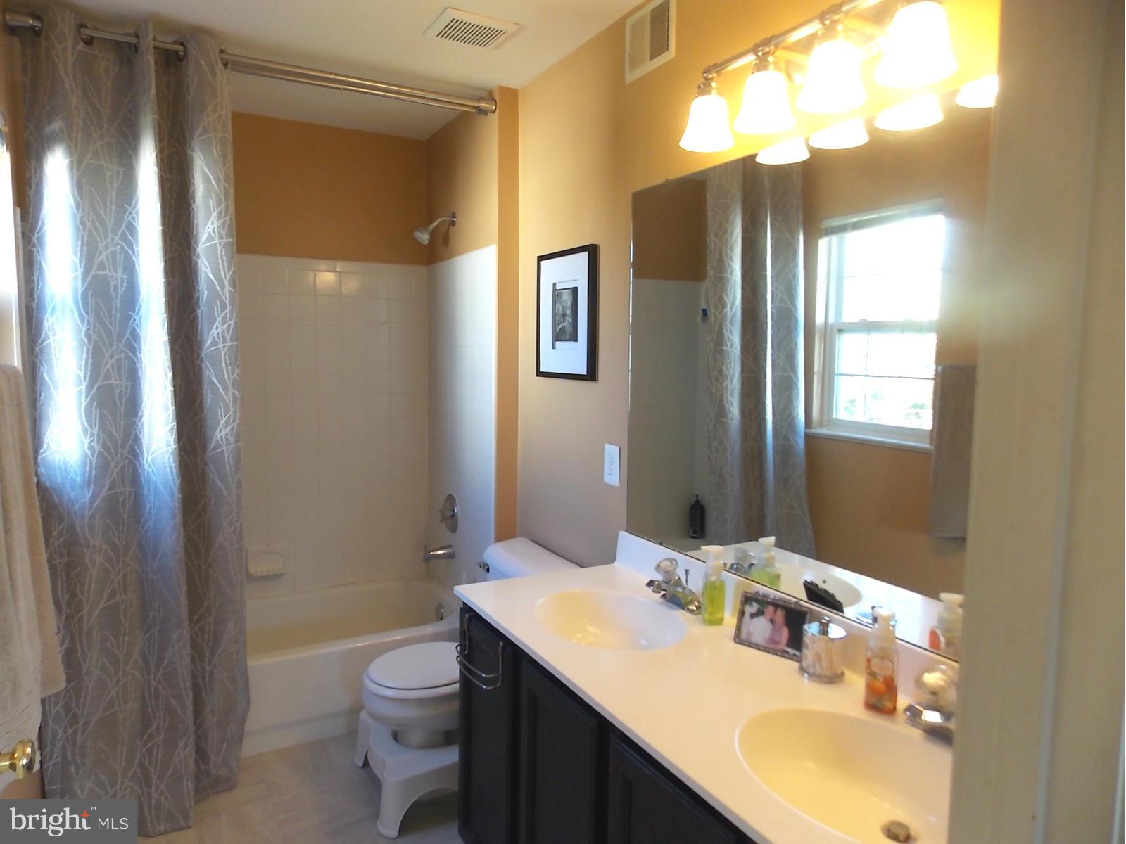 JOHNSON ESTATES - Residential