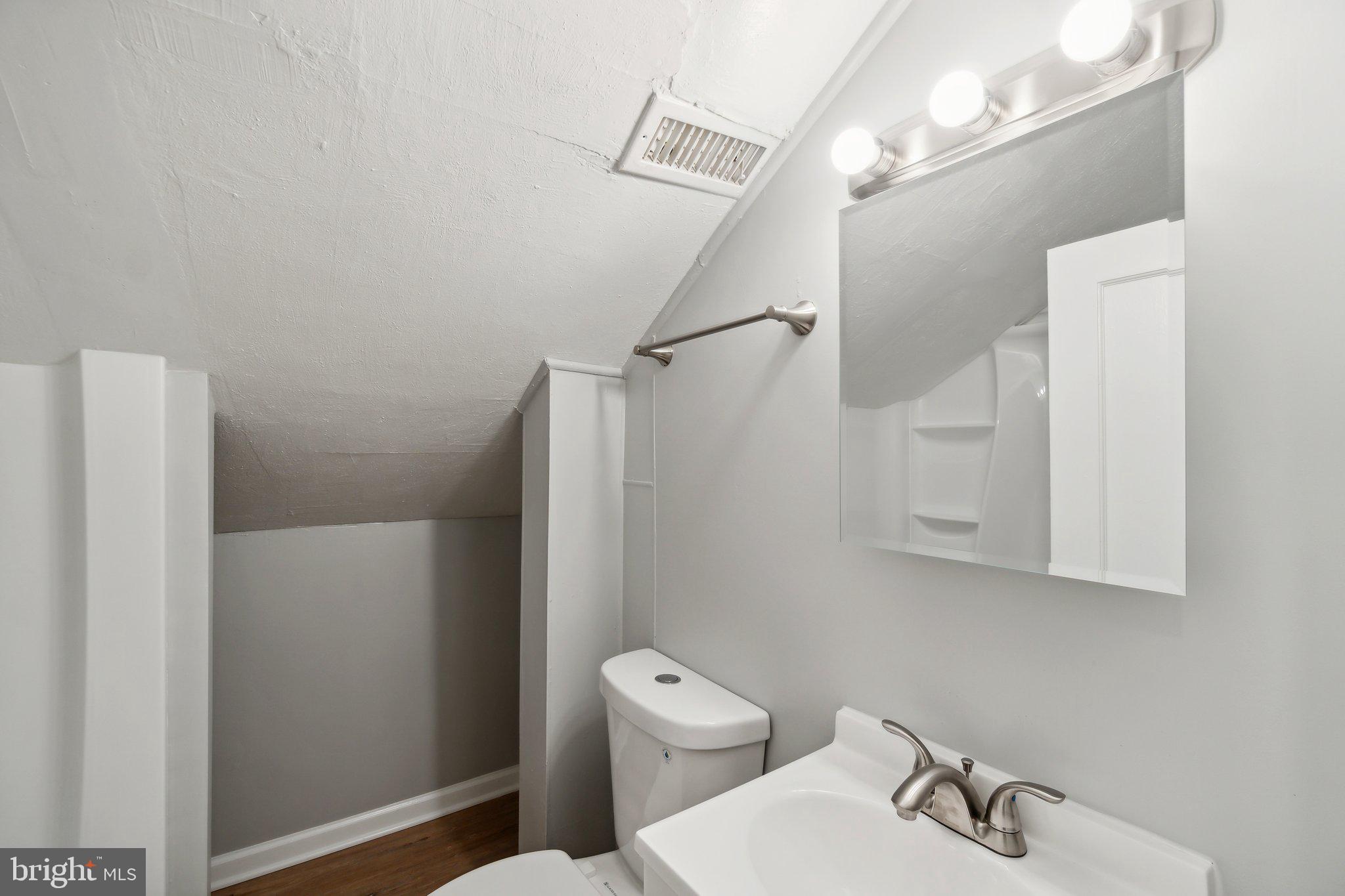 TWINBROOK - Residential Lease