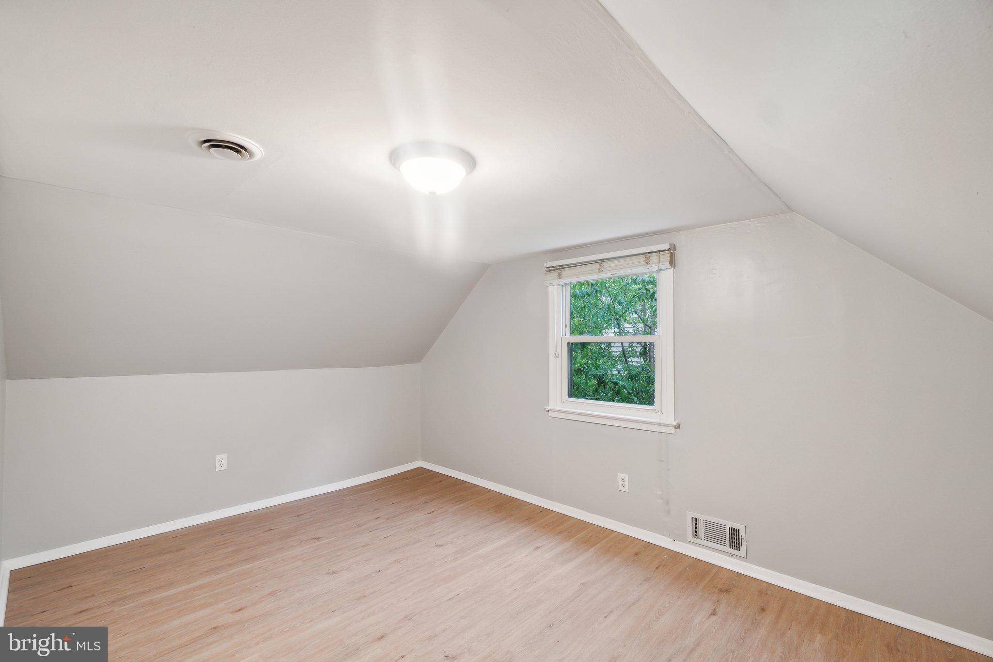 TWINBROOK - Residential Lease