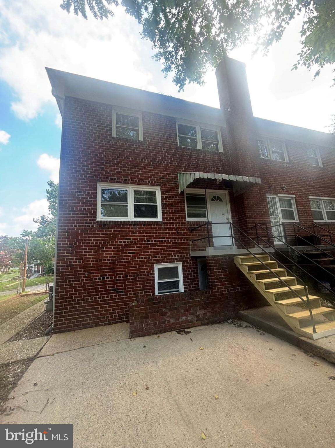 MARLOW HEIGHTS - Residential