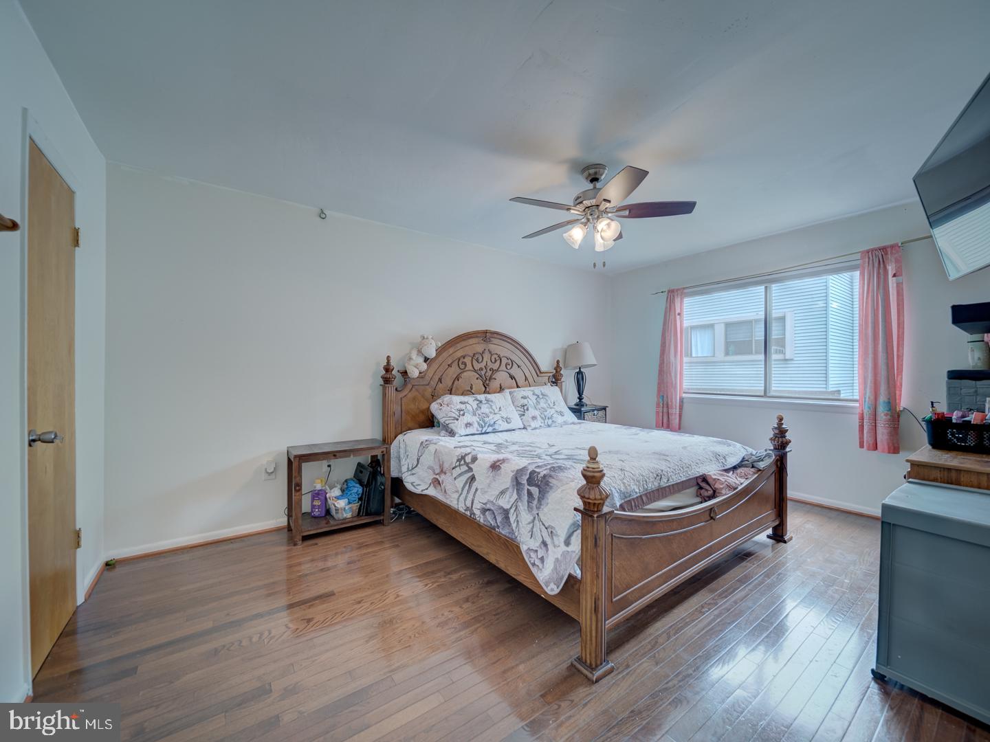 BURKE CENTRE - Residential