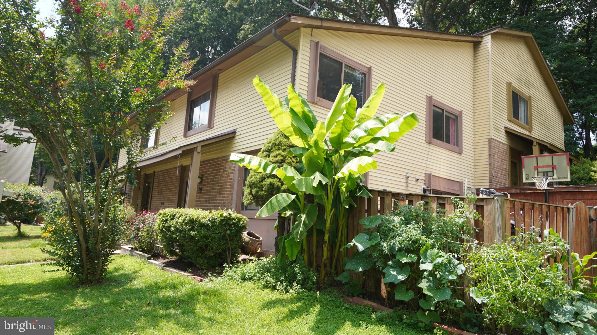 5674 OAK TANAGER COURT