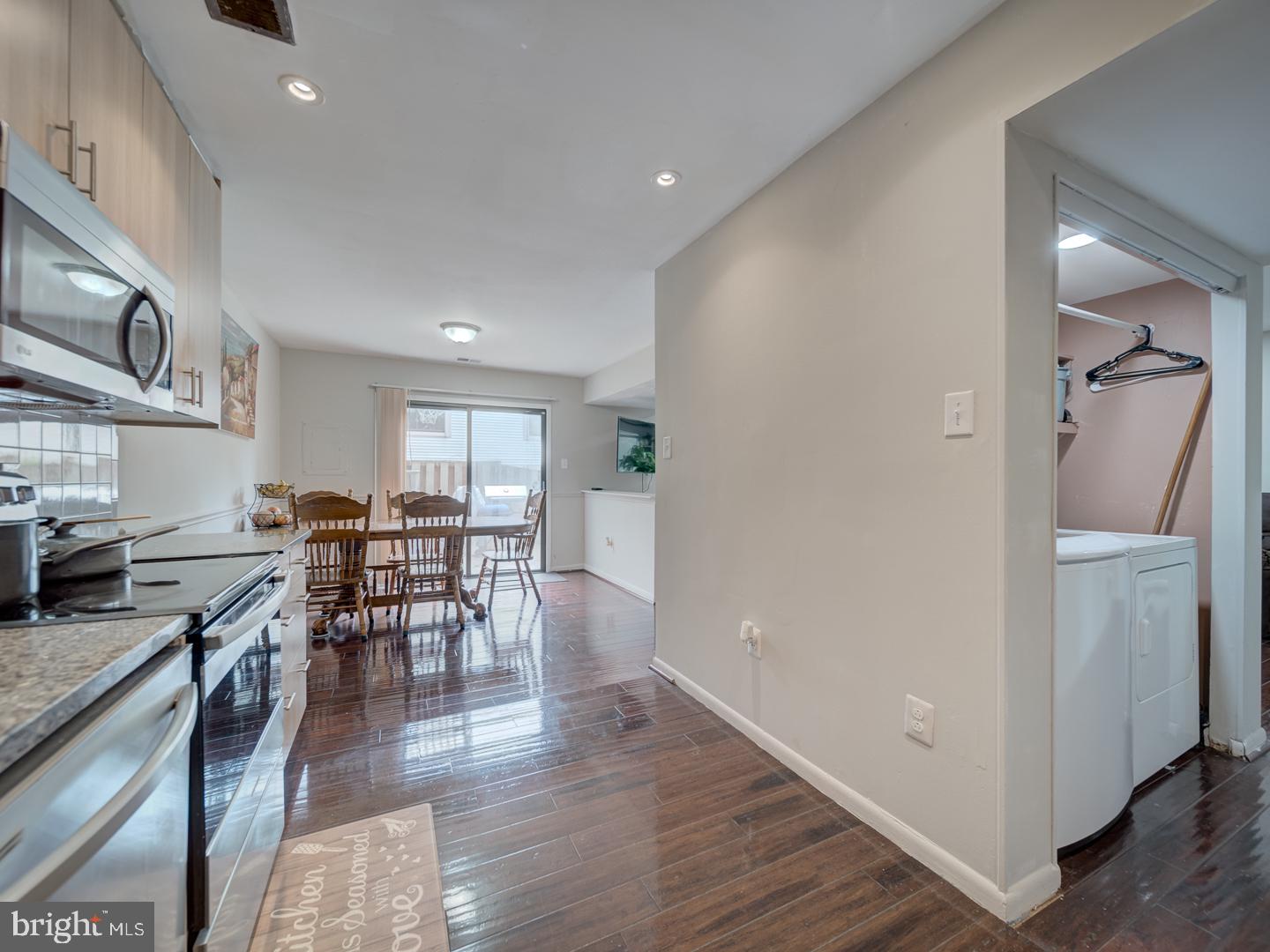 BURKE CENTRE - Residential