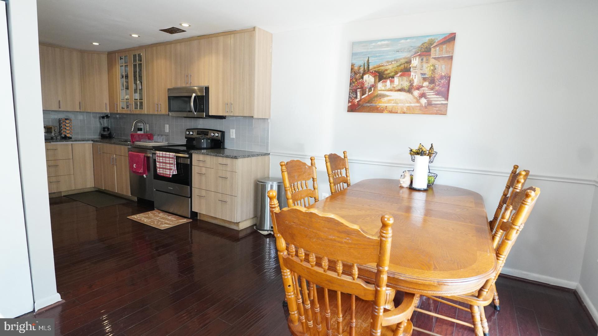 5674 OAK TANAGER COURT