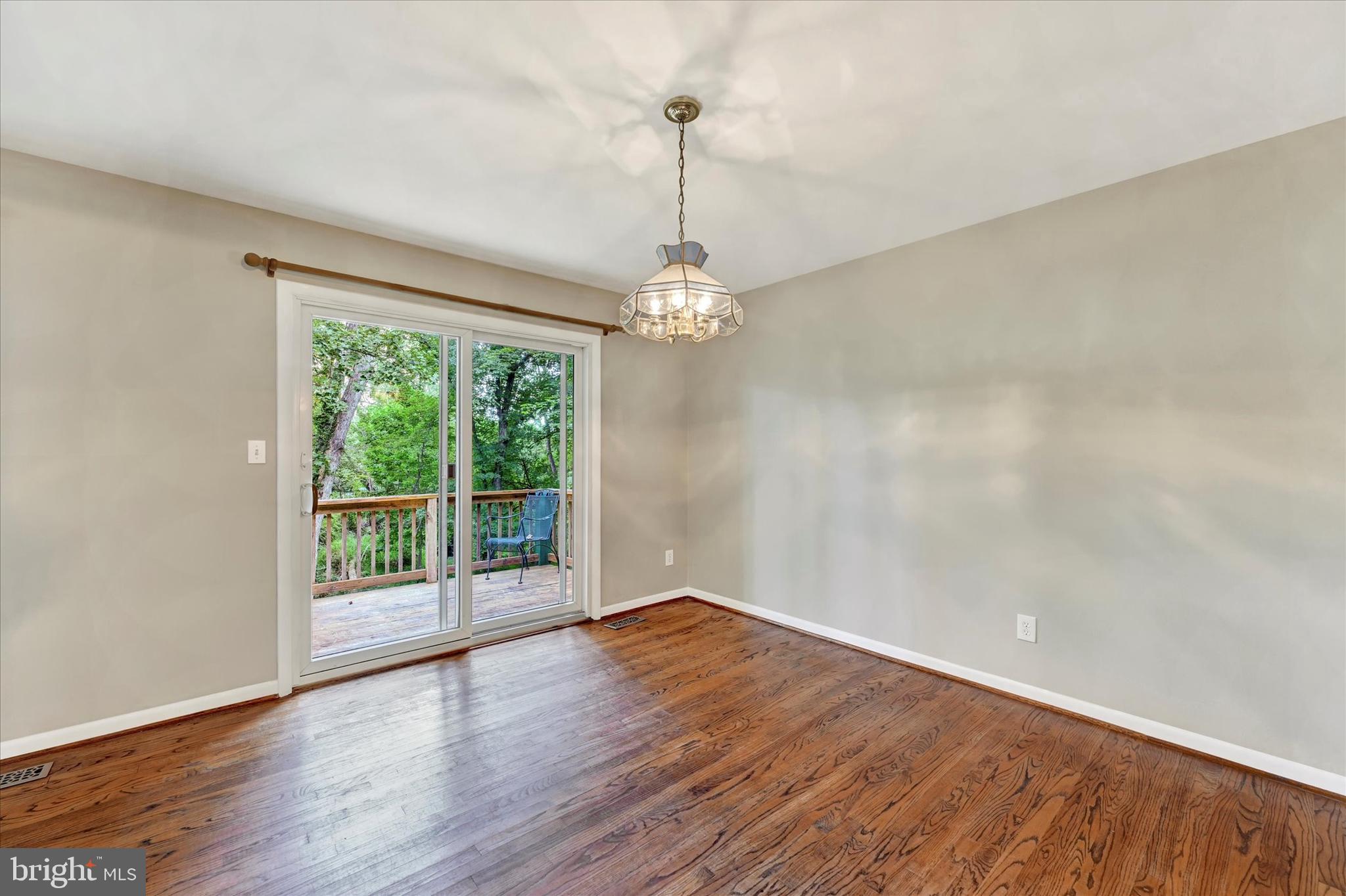 SUNNY ACRES - Residential