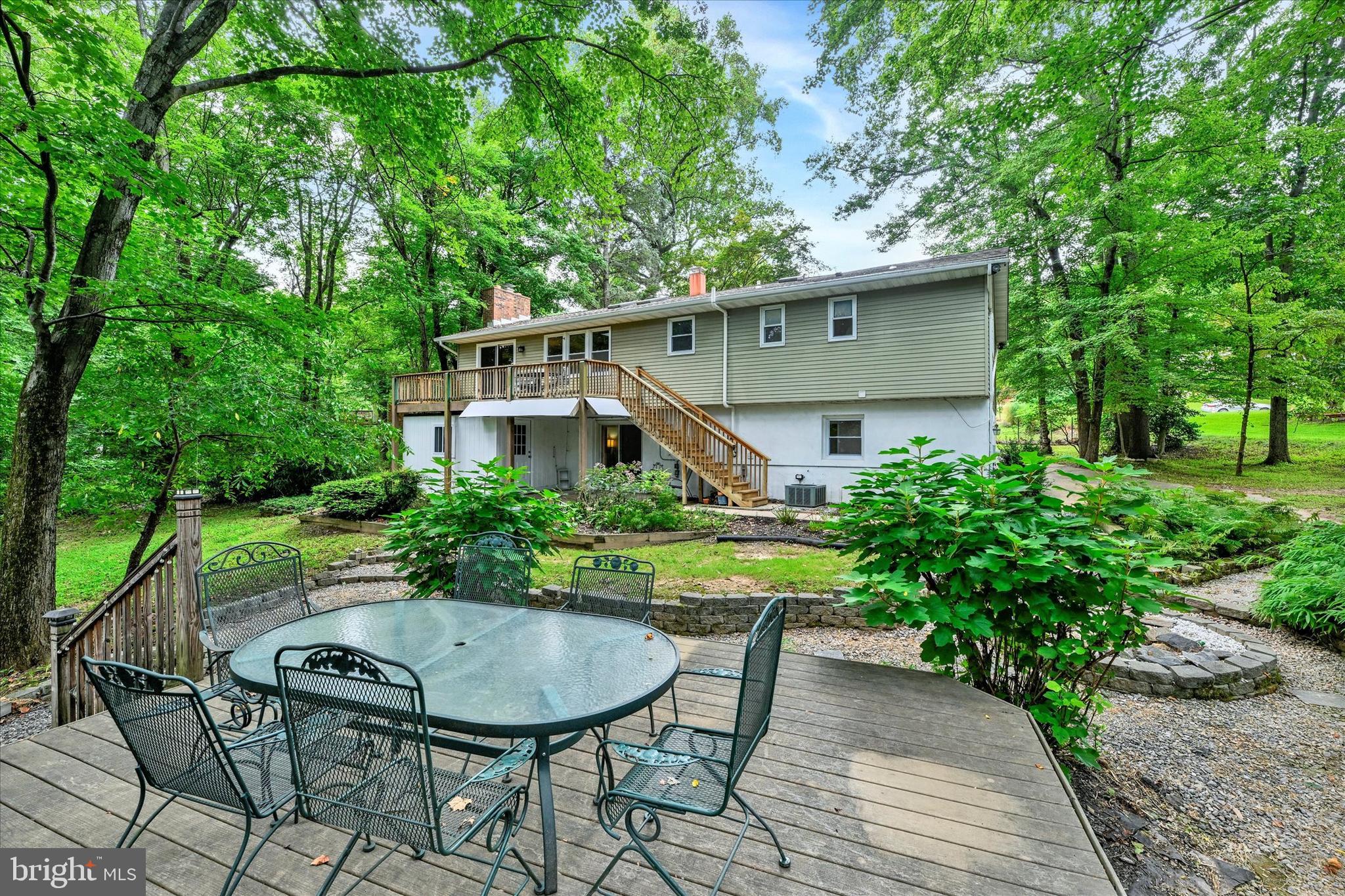 SUNNY ACRES - Residential