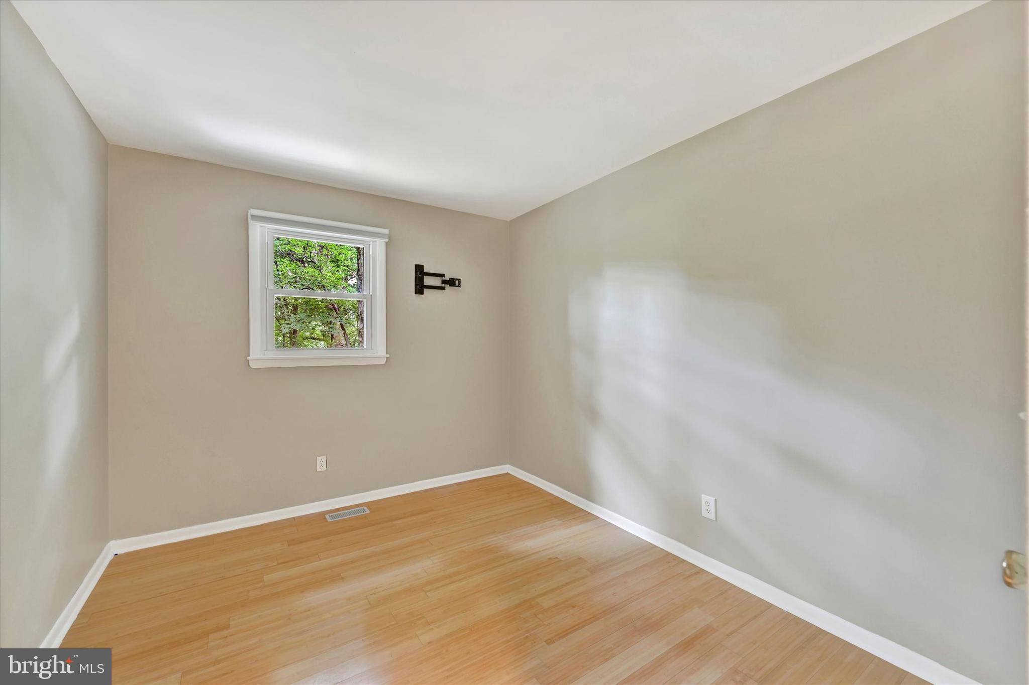 SUNNY ACRES - Residential