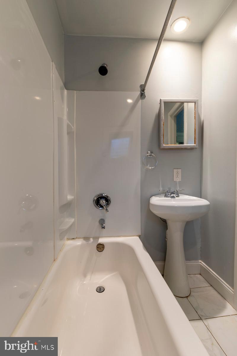 TEMPLE UNIVERSITY - Residential Income