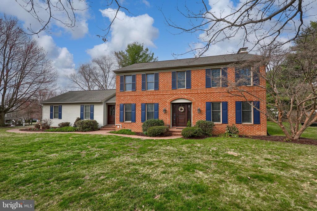 Photo of 131 Milton Circle, LITITZ, PA 17543 (MLS # PALA2084402)