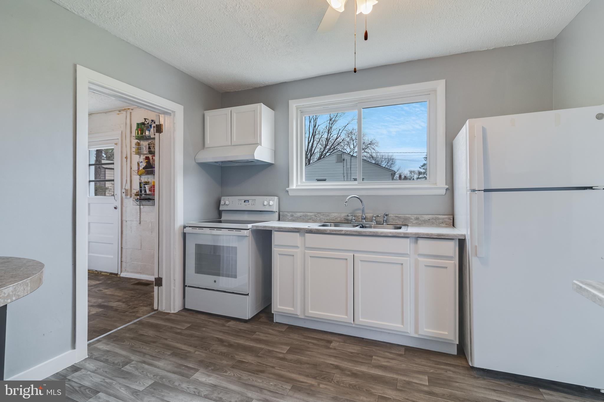 PLEASANT SPRINGS - Residential