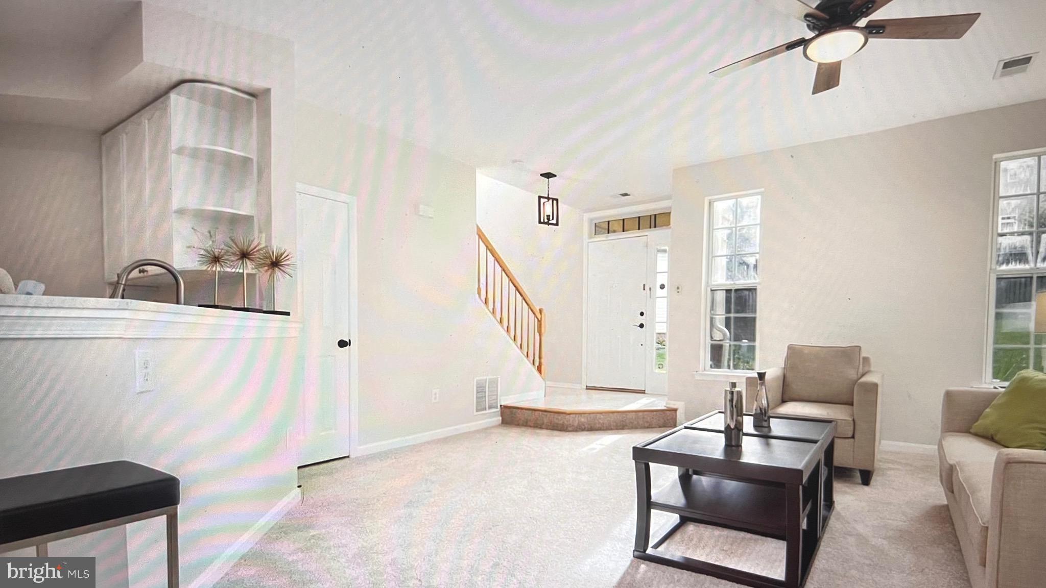 GLEN OAKS CONDOMINIUM - Residential Lease