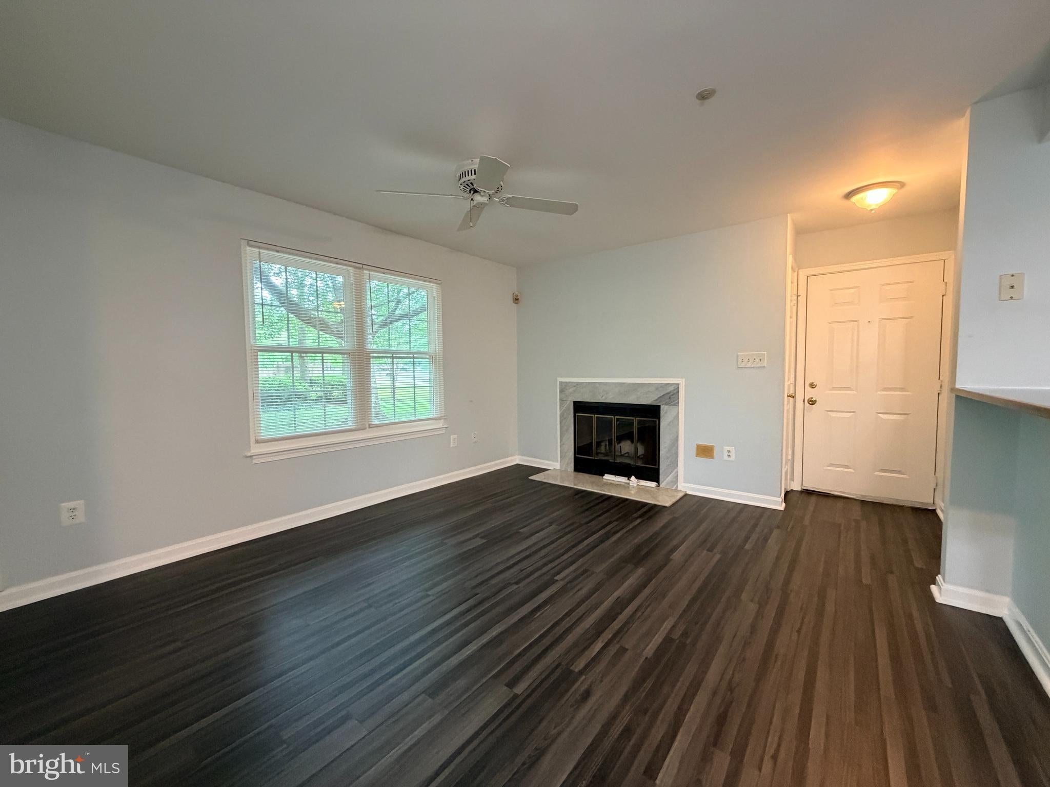 931 HILLSIDE LAKE TERRACE 103