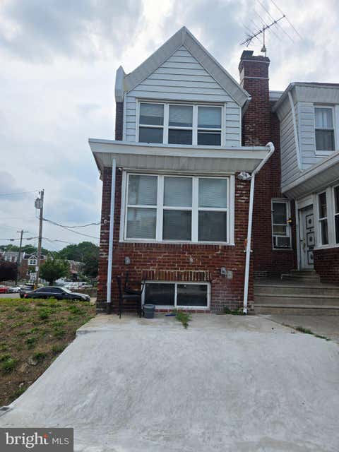 Townhouse For Rent - 6202 Hasbrook Avenue<br/> PHILADELPHIA, PA 19111