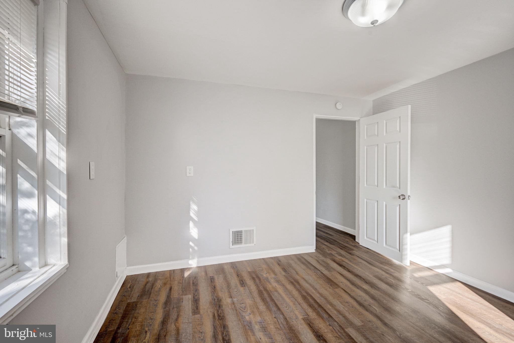 BRISTOL - Residential